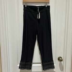 Tarse "UP" by Johnny Women's Capri Pants with Lace Hem Size Lg 8 NEW